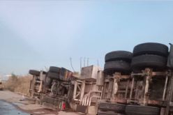 سكيكدة: وفاة شخص في انقلاب شاحنة لنقل المازوت