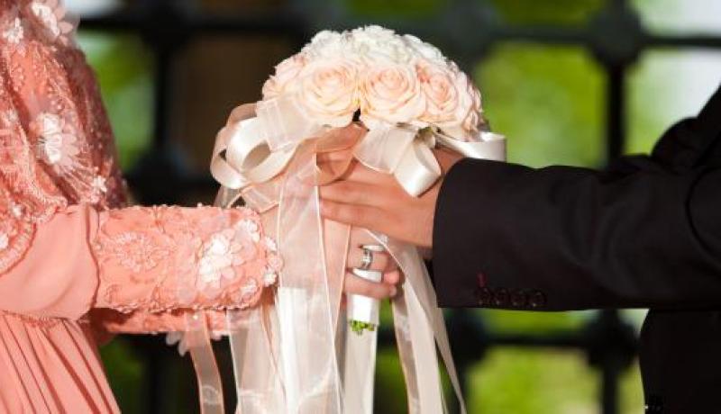 بنت الوسط تريدك رفيقا أمينا