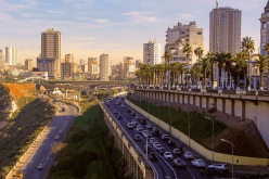 بسبب زيارة ماكرون.. غلق هذه الطرق بوهران يومي الجمعة والسبت