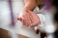 عاصمي متفهم سيكون لك نعم الرفيق