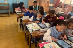 بنظام رقمي ورفع الإجراءات الوقائية.. التلاميذ يلتحقون بمقاعد الدراسة