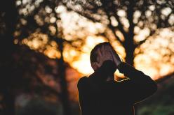 يلازمني بتأنيب الضمير.. فكيف الخلاص من هذا الشعور  