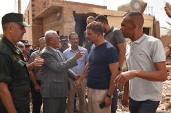 والي بسكرة يأمر بالتكفل بعائلة إنهار منزلها إثر إنفجار للغاز