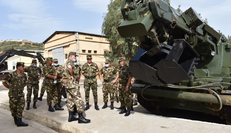 وزارة الدفاع: افتتاح السنة الدراسية بالمدرسة التطبيقية للهندسة ببجاية
