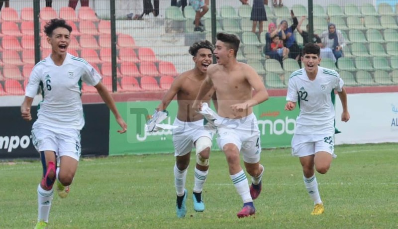 بالفيديو.. لاعبو المنتخب الوطني لأقل من 17 سنة يصنعون أجواء احتفالية استثنائية