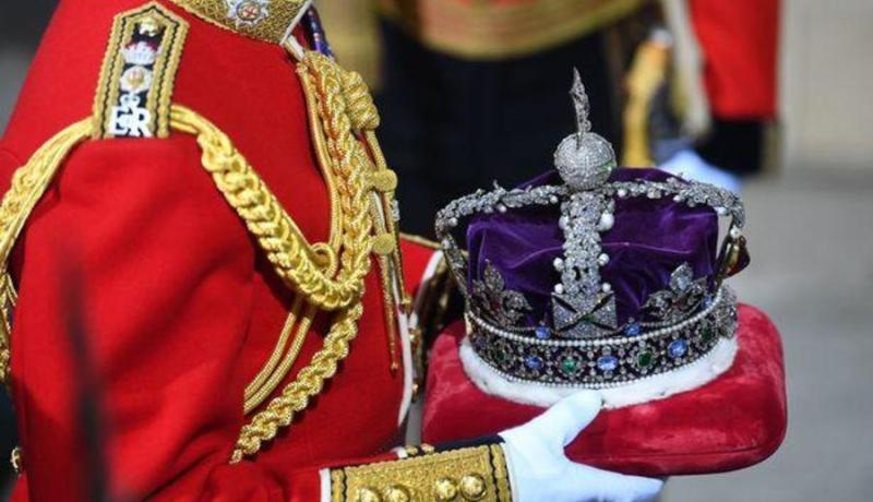بعد وفاة الملكة إليزابيث.. هذا ترتيب خلافة العرش البريطاني
