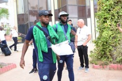 المنتخب النيجيري يحل بمطار وهران