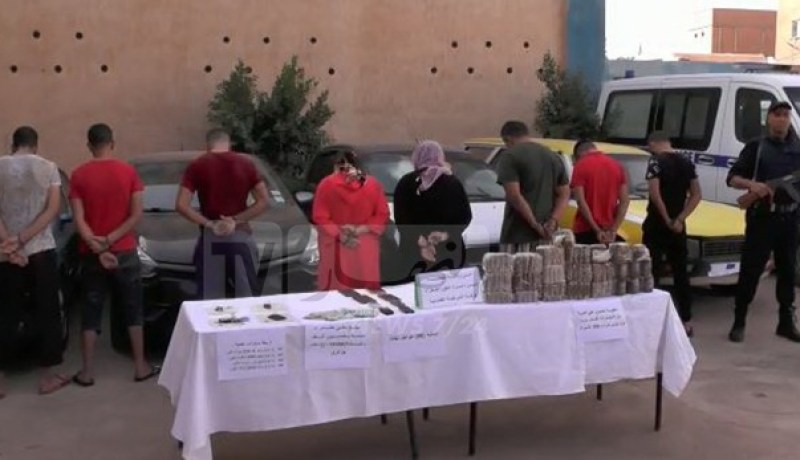 النعامة.. تفكيك شبكة لترويج المخدرات من بينهم امرأتان بالعين الصفراء