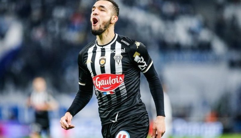 بن طالب يقود التشكيلة الأساسية لأنجي في مواجهة مونبوليي