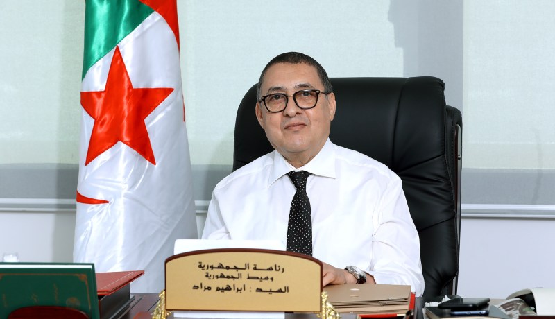 تعيين ابراهيم مراد وزيرا للداخلية خلفا لكمال بلجود