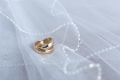 من تحلي إلى جانبي الحلال.. وتقبل عرضي على سنة خير الأنام