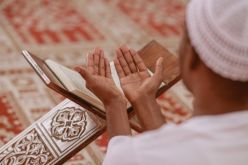 لا تنسوا الدعاء فهو عبادة يحبها الله.