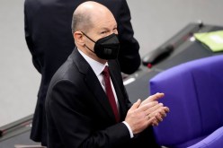 المستشار الألماني أولاف شولتس يصاب بكورونا