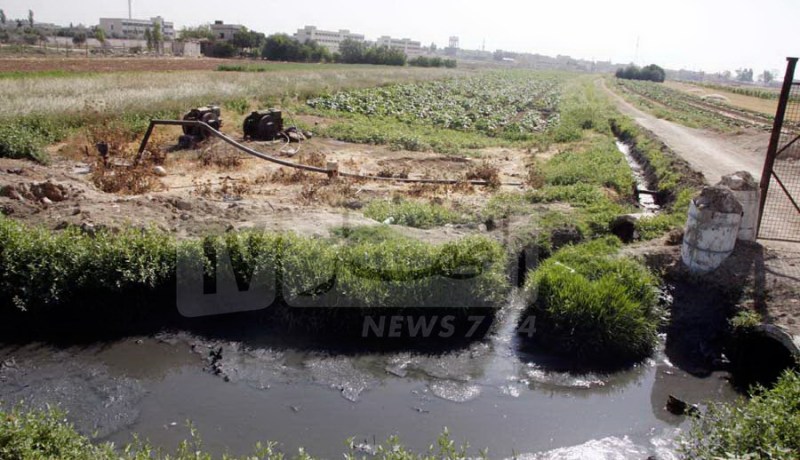 بجاية: توقيف فلاحين تورطوا في سقي المحاصيل الزراعية بالمياه القذرة