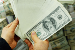 بسبب غوغل.. رجل يستيقظ ليجد ثروة في حسابه!