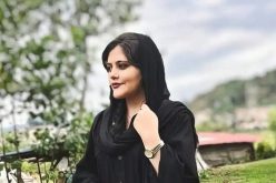 مقتل شابة بسبب “الحجاب السيئ”.. مظاهرات عارمة بإيران ومصرع 41 شخصا!