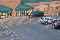 بسبب الخيانة.. سيدة تدهس والد طفلها وتقتل رجلا آخر!