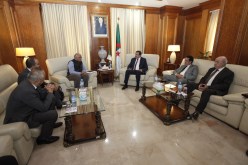 عرقاب يبحث إمكانيات التعاون مع الوكالة الدولية لضمان الاستثمار