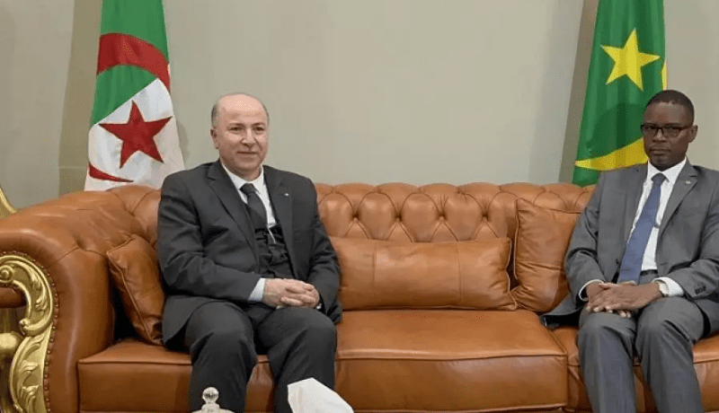 الوزير الأول يُجري محادثات ثنائية مع نظيره الموريتاني