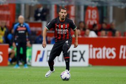 بن ناصر أساسي مع ميلان ضد مونزا