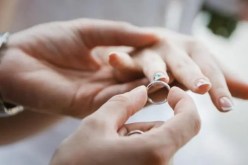 زوجة طيبة تقية تقبل أن تكون في حياتي الثانية