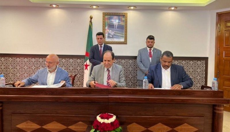 إطلاق برنامج تعاون لتنظيم رحلات للسيّاح الروس إلى الجزائر
