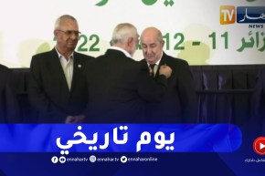 إسماعيل هنية يقلد رئيس الجمهورية عبد المجيد تبون وسام القدس الشريف