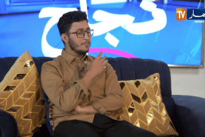 أكرم معوشي: حياتي مع الروبوتات بدأت “بكارطون”