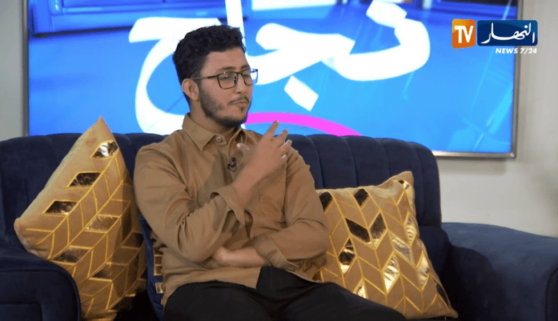 أكرم معوشي: حياتي مع الروبوتات بدأت “بكارطون”