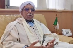 الخليفة العام للطريقة التيجانية يبارك توقيع الفصائل الفلسطينية لوثيقة “إعلان الجزائر”