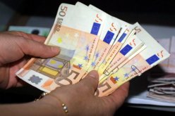 قطع الطريق أمام مهربي العملة وسرطان تضخيم الفواتير.. الدولة بالمرصاد