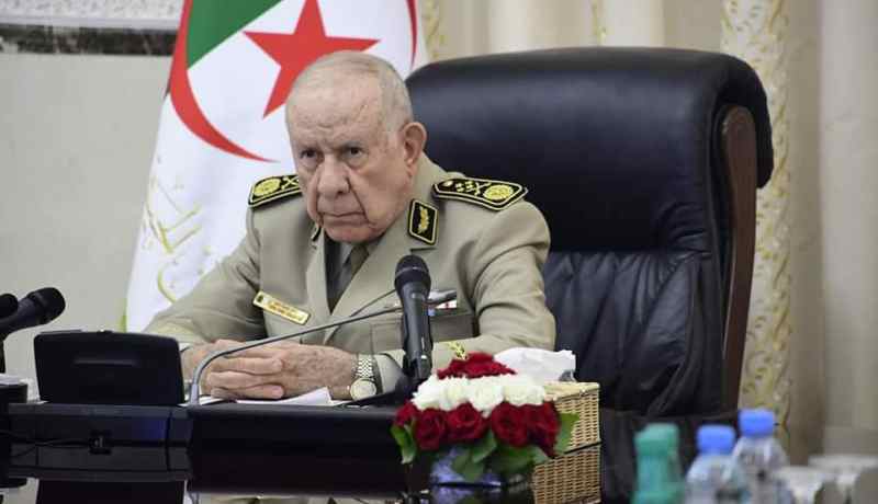 الفريق أول شنقريحة يعزّي في وفاة المجاهد اللواء المتقاعد محمد بكوش
