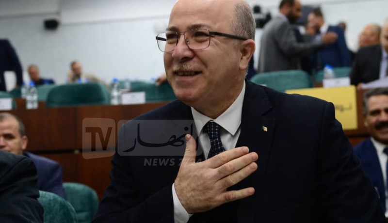الوزير الأول: نتمنى رفع قيمة الصادرات إلى 10 مليار نهاية 2023