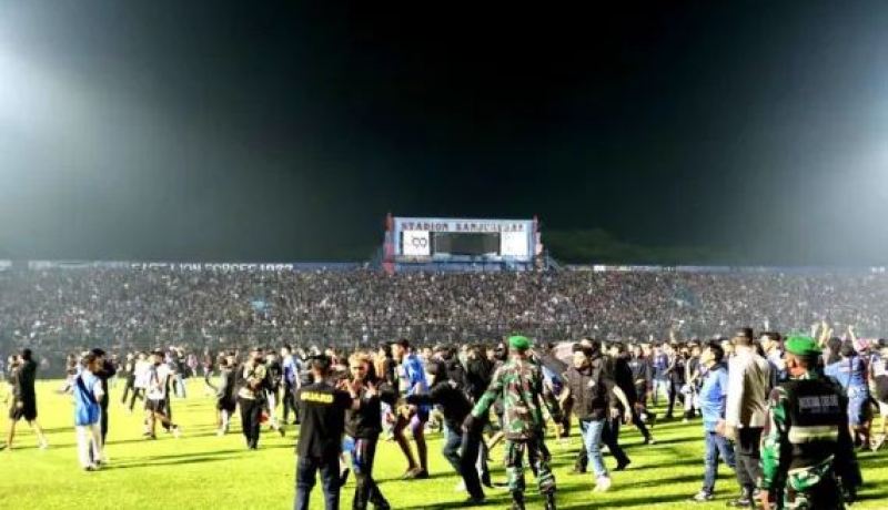 الجزائر تعزي اندونيسيا إثر حادث التدافع خلال مباراة كرة القدم