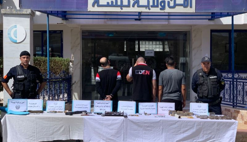 تبسة: الحبس المؤقت لشبكة إجرامية تتاجر بالأسلحة والذخيرة