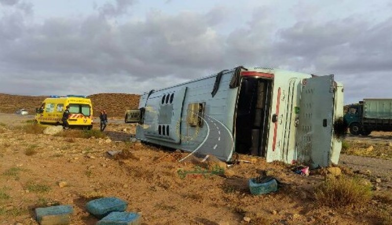 11 ضحية إثر حادث انقلاب حافلة نقل المسافرين في المسيلة