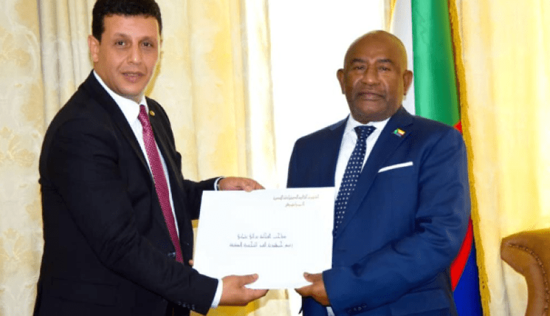 رئيس جمهورية جزر القمر يؤكد مشاركته في القمة العربية بالجزائر