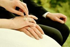 بنت الأصول إلى جانبها كل الصعاب تهون