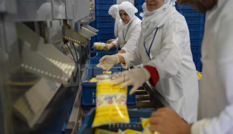 غلق “ملبنة خاصة” لتلاعبها في كمية البودرة المستعملة في إنتاج الحليب المدعم