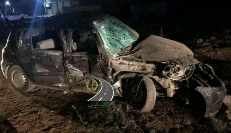 عين الدفلى: 4 جرحى في إصطدام بين سيارتين في العطاف