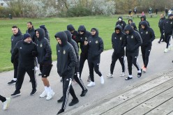 بالصور..الخضر يقومون بجولة استرخائية في أرجاء فندق إقامتهم بالسويد