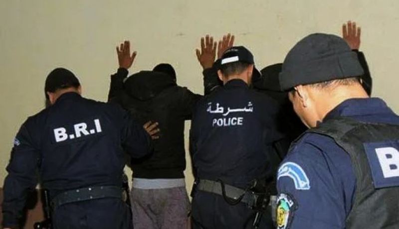 الشلف: تفكيك شبكة تعتدي على المواطنين عبر أحياء مدينة تنس