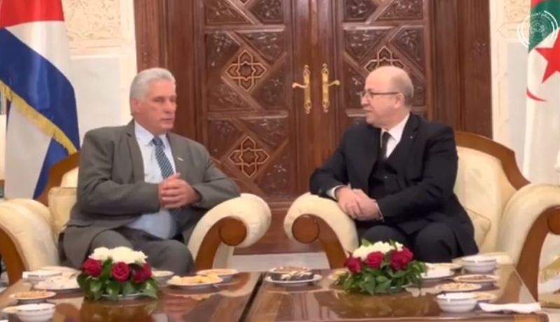 رئيس كوبا يصل إلى الجزائر