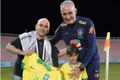 بالفيديو.. مدرب البرازيل يلتقي المشجّع العربي و يكرّمه بطريقته الخاصة