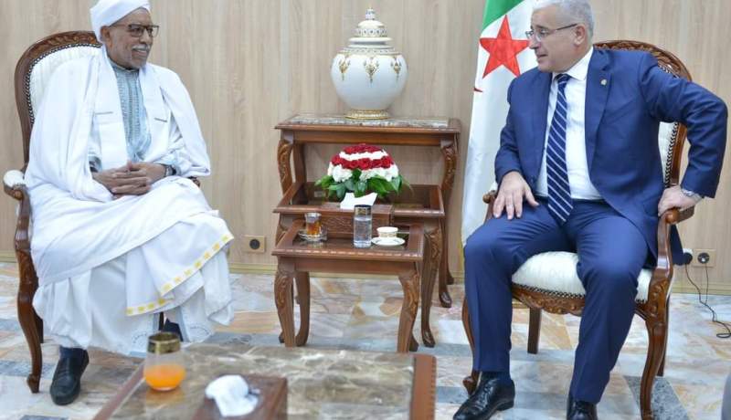 بوغالي يستقبل الخليفة العام للطريقة التيجانية