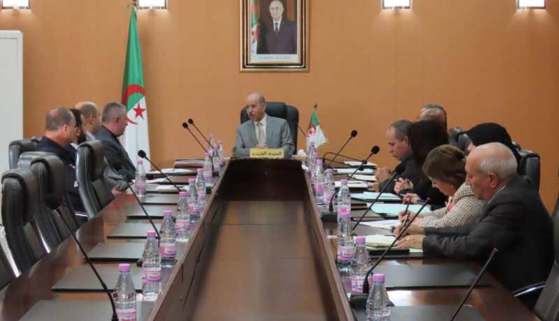 لقاء بين وزير الصحة والنقابة الوطنية الجزائرية للصيادلة الخواص