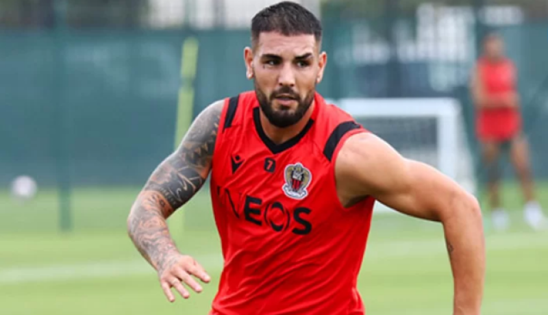 مدرب نيس يكشف موعد عودة ديلور للمنافسة