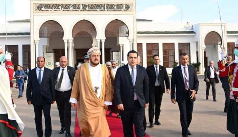 نائب رئيس وزراء سلطنة عمان يغادر الجزائر