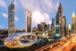 وفد دولة الإمارات يصل إلى الجزائر للمشاركة في القمة العربية