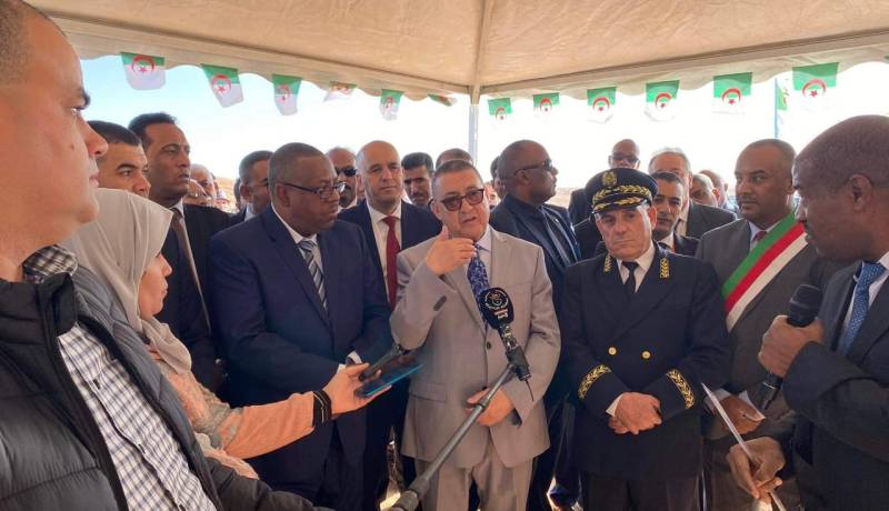 وزير الداخلية: التوجه نحو الإستثمار الفلاحي بالمناطق الصحراوية لتحقيق الأمن الغذائي